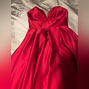 I used only one time, excellent condition, simple and queen like dress.